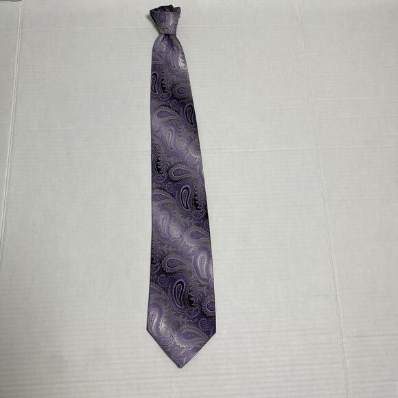 Mario Ferrari Signature Collection‎ Men Silk Neck Tie Purple Paisley Business - Picture 2 of 7